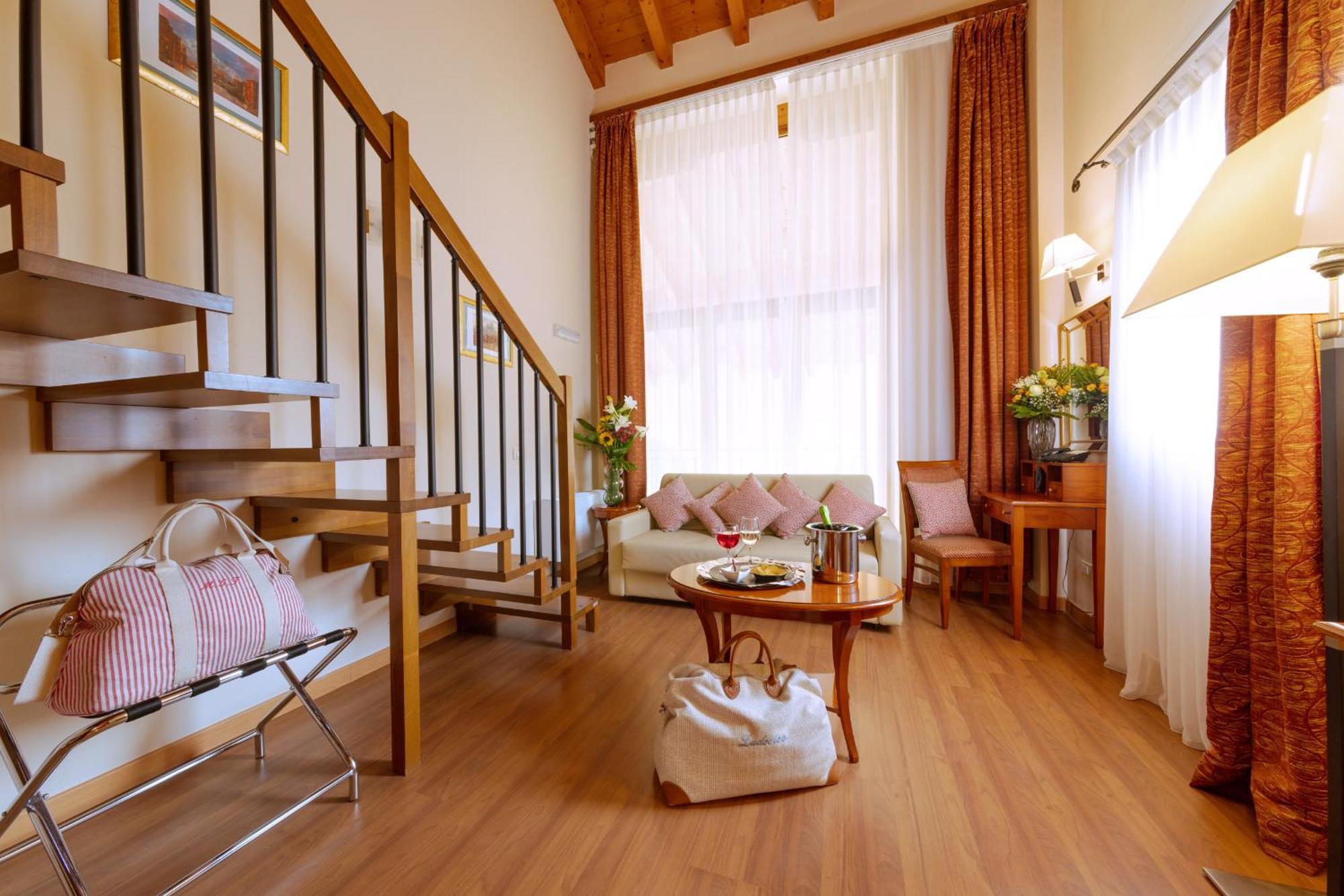 Hotel Venice Resort Airport Tessera Luaran gambar