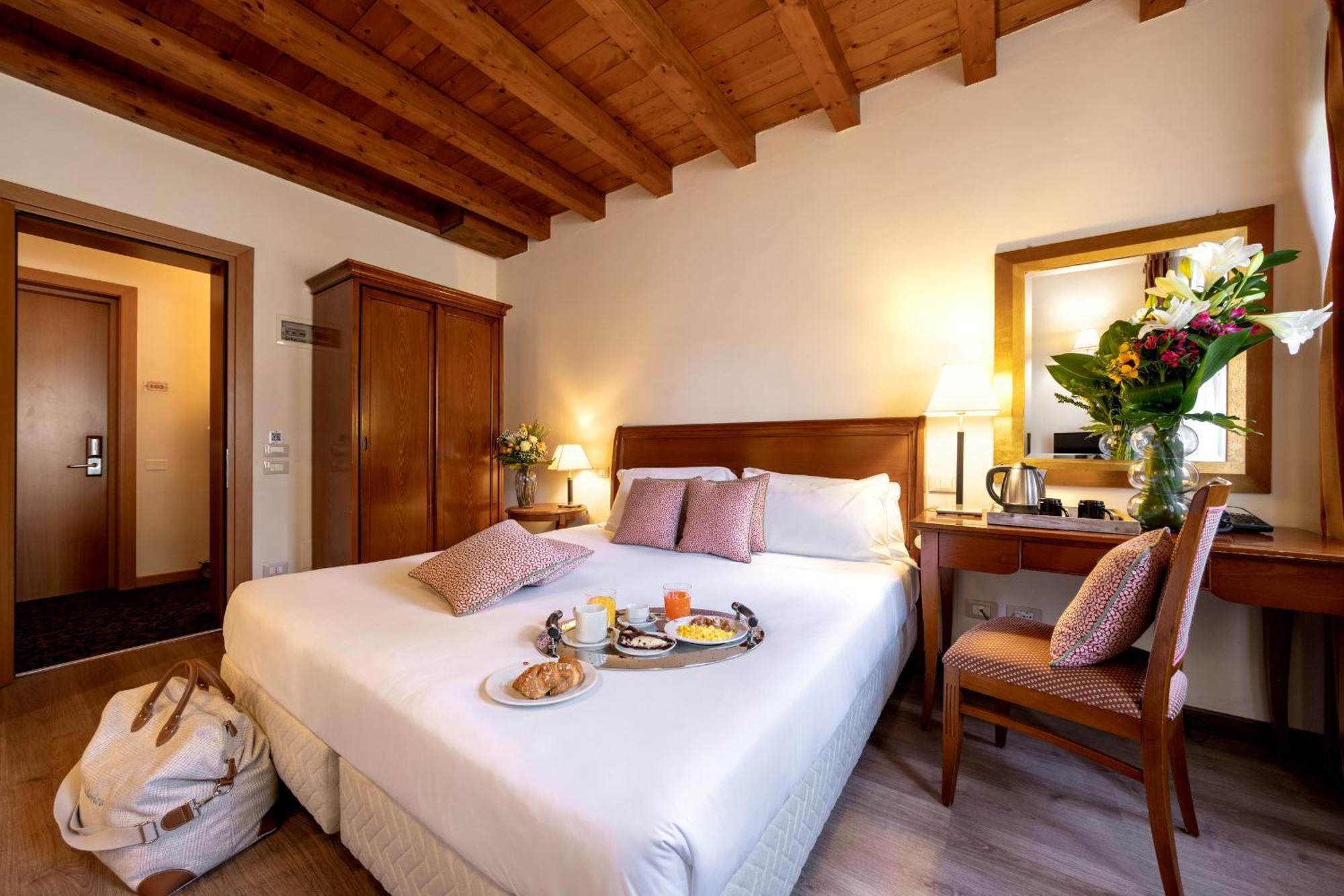 Hotel Venice Resort Airport Tessera Luaran gambar